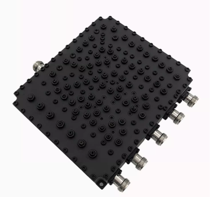  越城双频三频四频五频腔体合路器4G+5G